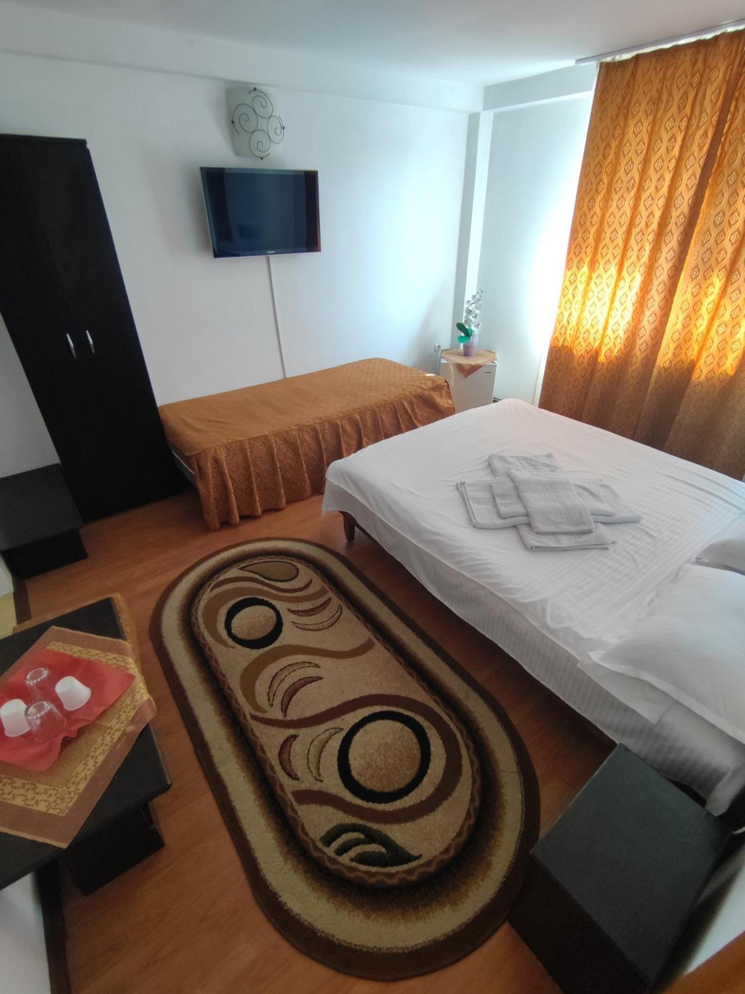 Camere De Inchiriat Edelweiss Dumbrava Roşie エクステリア 写真
