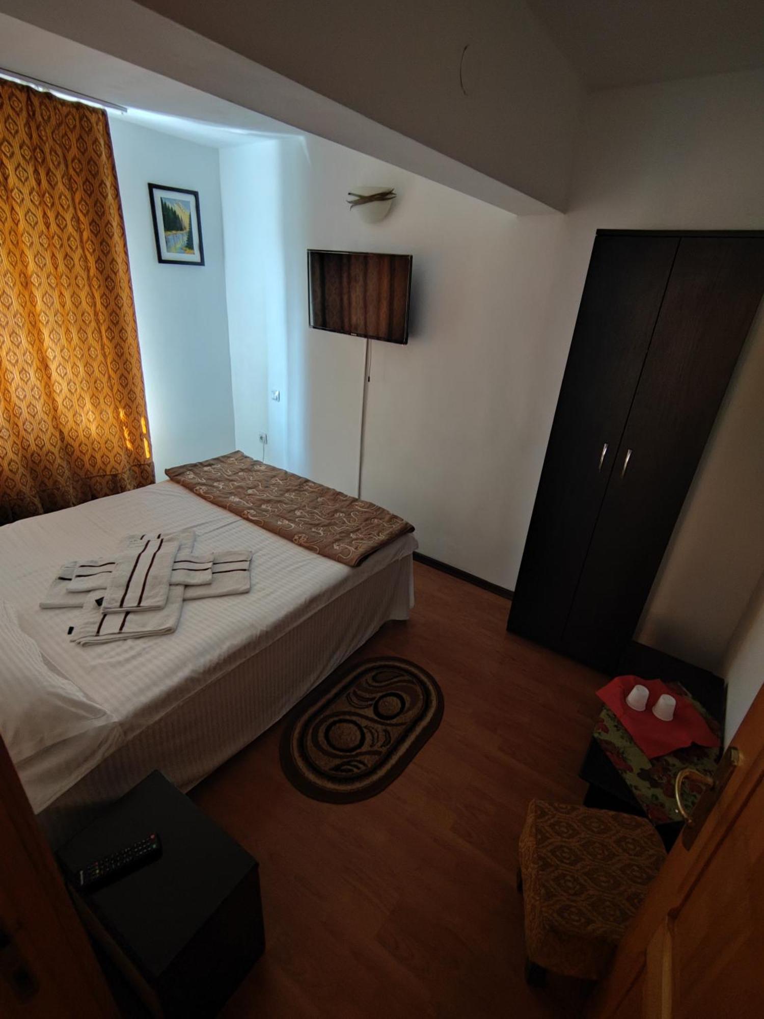 Camere De Inchiriat Edelweiss Dumbrava Roşie エクステリア 写真